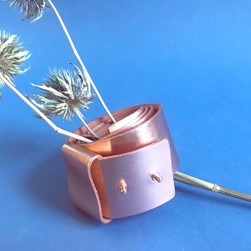 Never worn rose gold thick leather waist belt